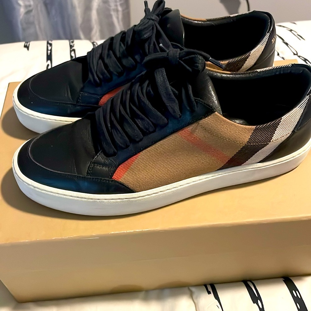 Burberry Sneakers